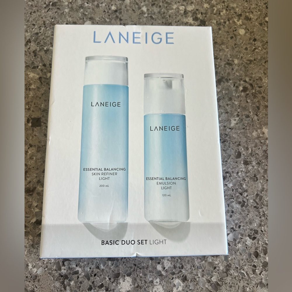 LANEIGE Basic Duo Set Light Essential Power/Balancing